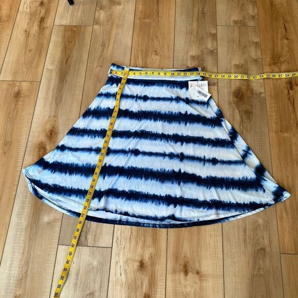 NWT LuLaRoe Azure Skirt Blue - White Size Large - Picture 4 of 8
